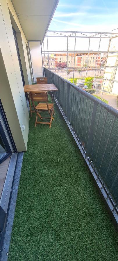 Charmant Logement Avec Jacuzzi Mantes-la-Jolie Esterno foto